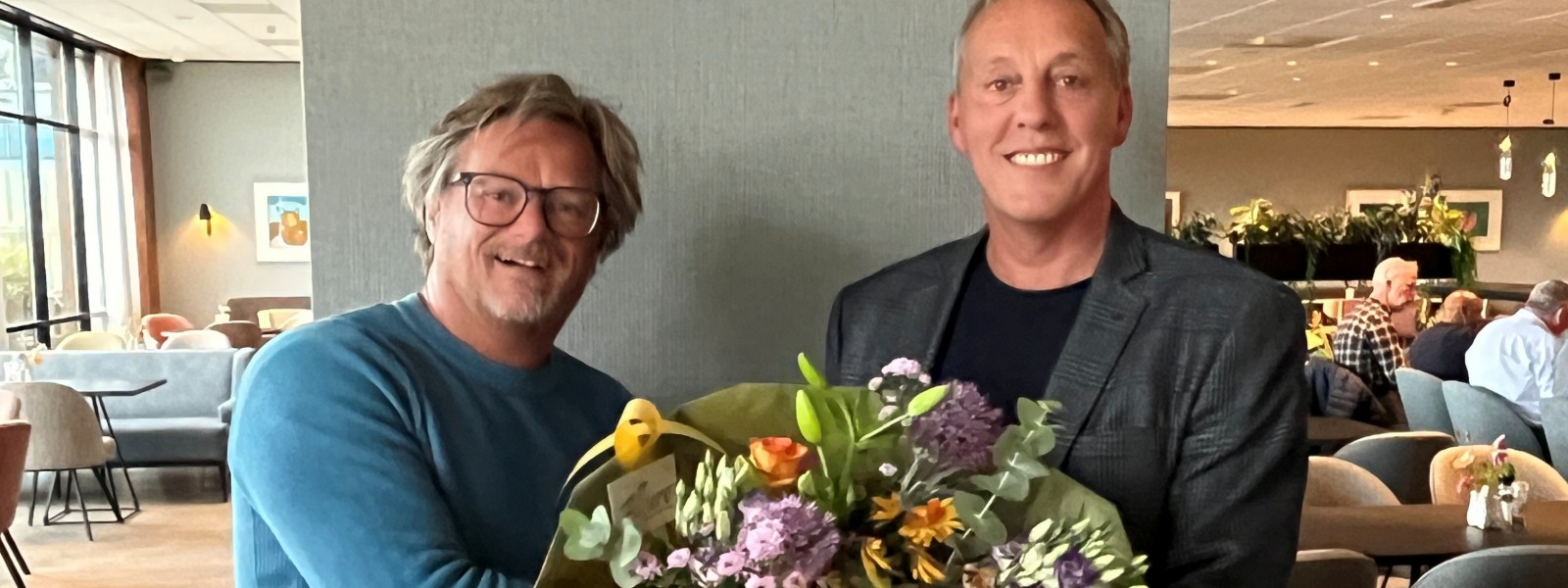 1779954523_afscheid-peter-bos-bloemen-2